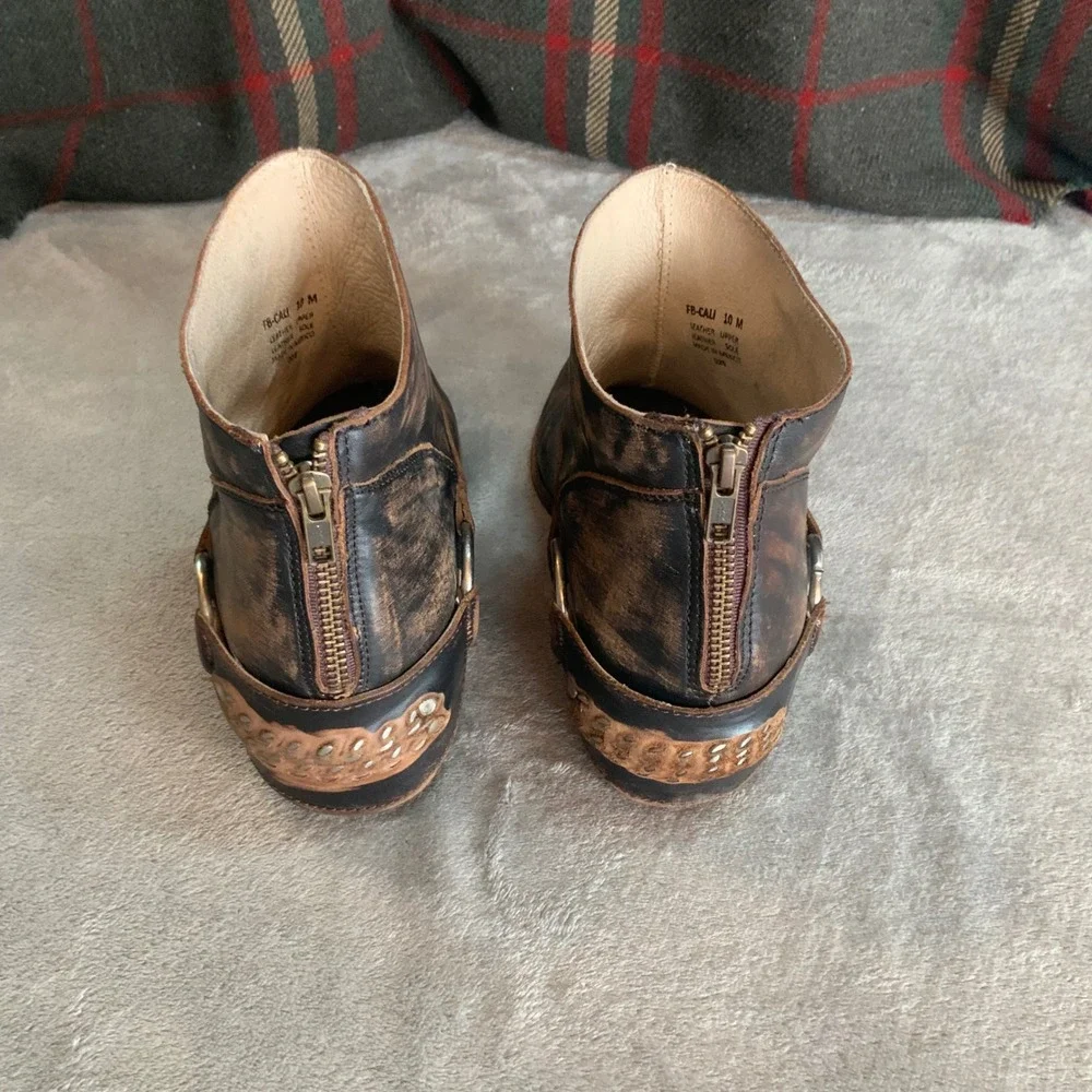 Freebird by Steven Hotel Distressed Brown Leather Harness Ankle Boots Womens 10